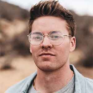 Michael Bennett
